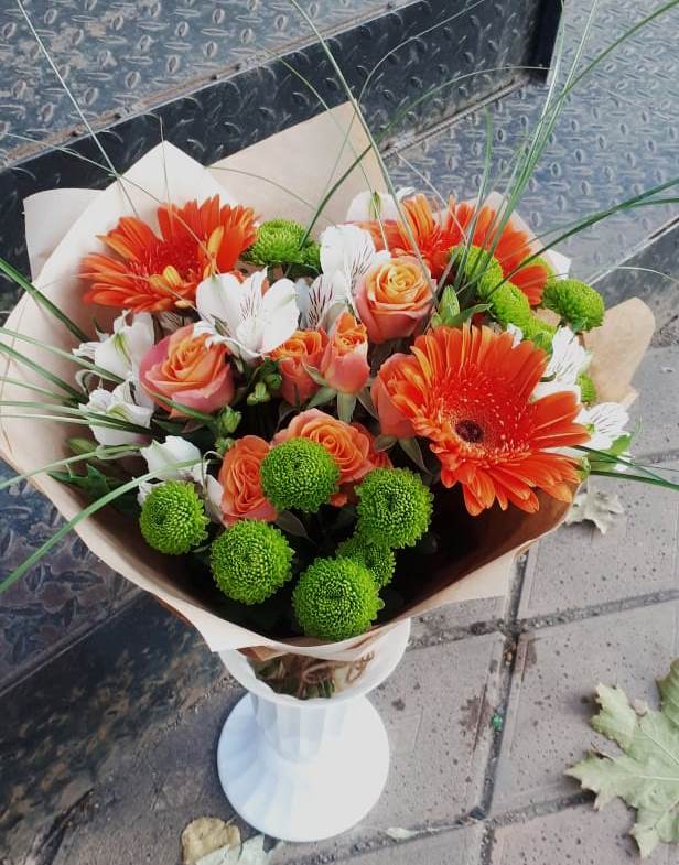 Букет цветов из: Герберы, Хризантемы, Альстромерии и Розы в Бородино