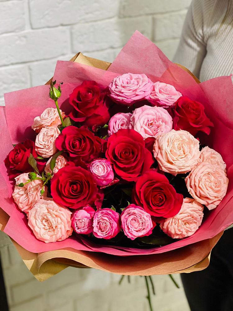 Букет цветов из: Розы в Бородино