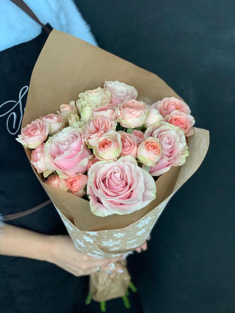 Букет цветов из: Хризантемы и Розы в Бородино