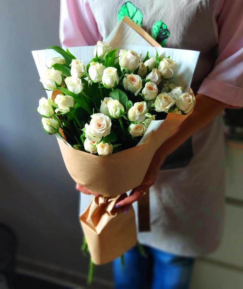 Букет цветов из: Розы в Бородино