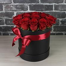 Цветочная композиция из Розы в шляпной коробке #REPLACE_PRED# Бородино